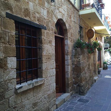 Katerina Traditional Rooms Chrissi Akti Chania Exterior foto