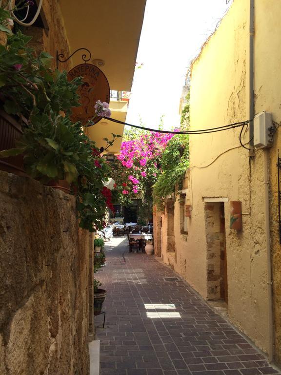 Katerina Traditional Rooms Chrissi Akti Chania Exterior foto