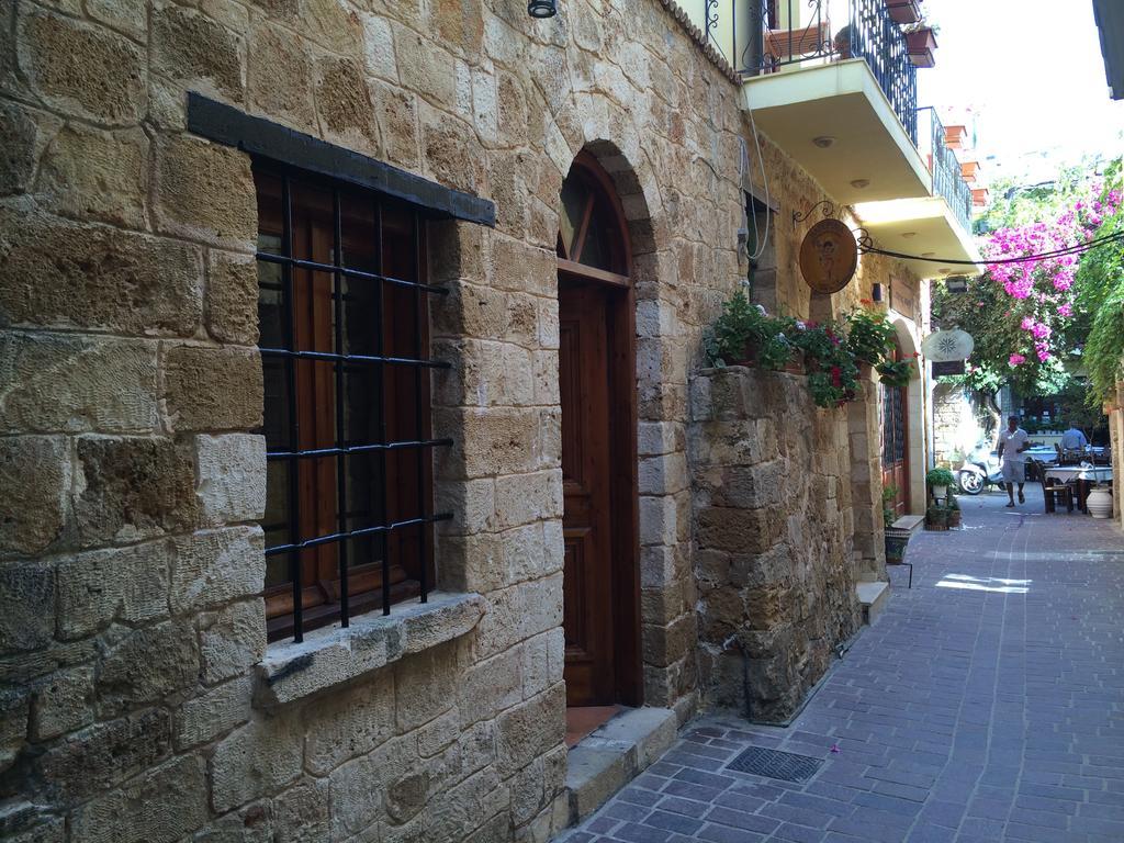 Katerina Traditional Rooms Chrissi Akti Chania Exterior foto