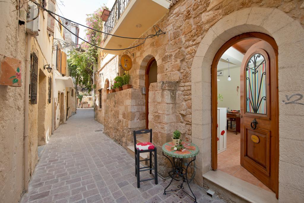 Katerina Traditional Rooms Chrissi Akti Chania Quarto foto