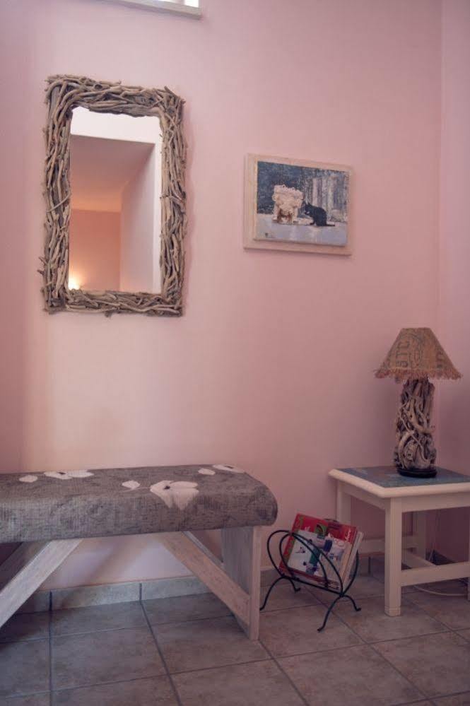 Katerina Traditional Rooms Chrissi Akti Chania Exterior foto