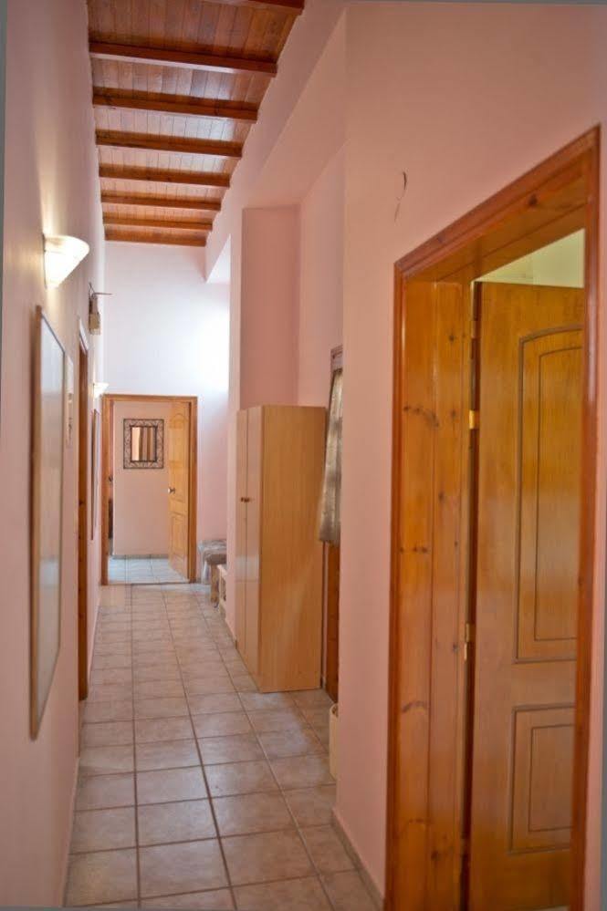 Katerina Traditional Rooms Chrissi Akti Chania Exterior foto